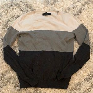 Long sleeved sweater